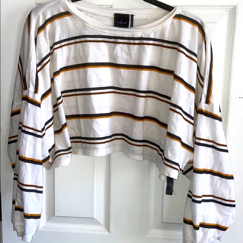 Long Sleeve Cropped Tee